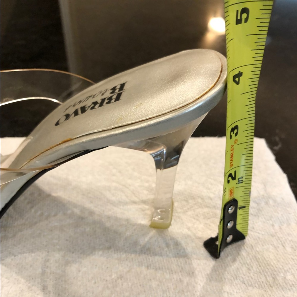 Low heel - Picture 6 of 6